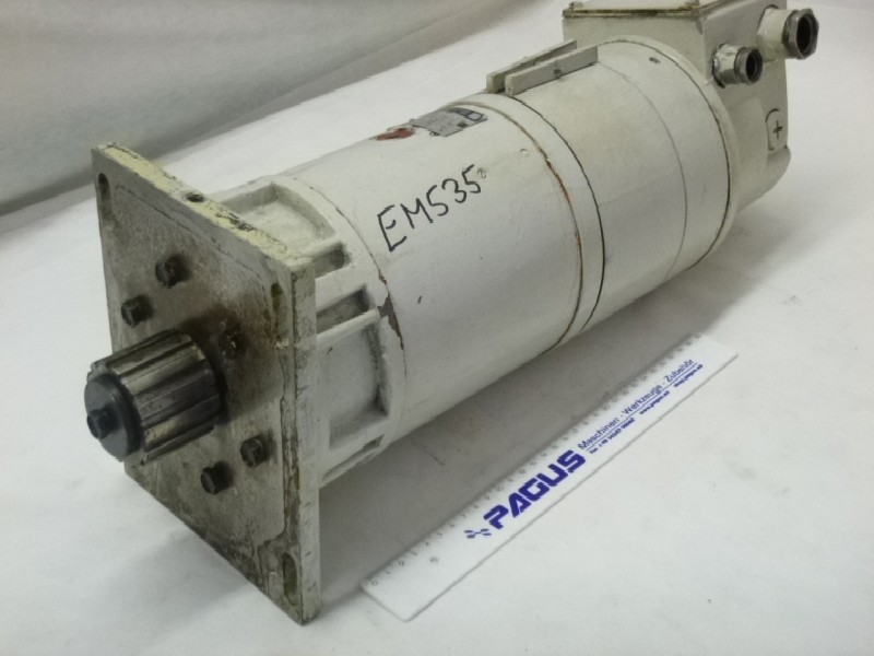 Gleichstrommotor VEM 1213 WSM2-85.08 ( 1213WSM2-85.08 ) Ersatzteil u.a. für Fräsmaschine AUERBACH FkrSRS 250 CNC-H 646 ! gebraucht ! Bilder auf Industry-Pilot